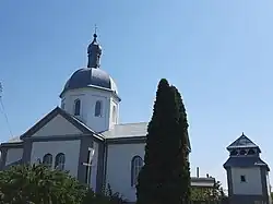 A white chuch