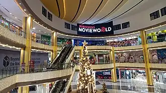 Main atrium