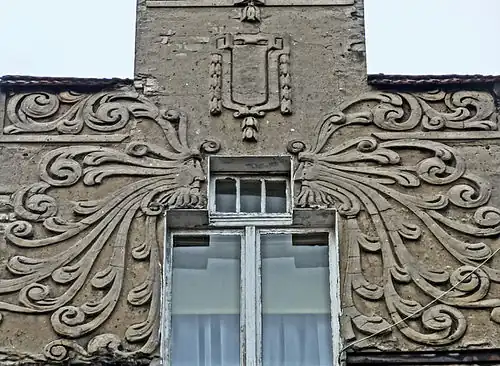 Top frontage
