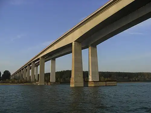 The E 75/A 1, Beška Bridge crossing near Beška, Serbia