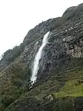 Waqramarka waterfall, 12 km west of Chacas, especially to practice canyoning and abseiling