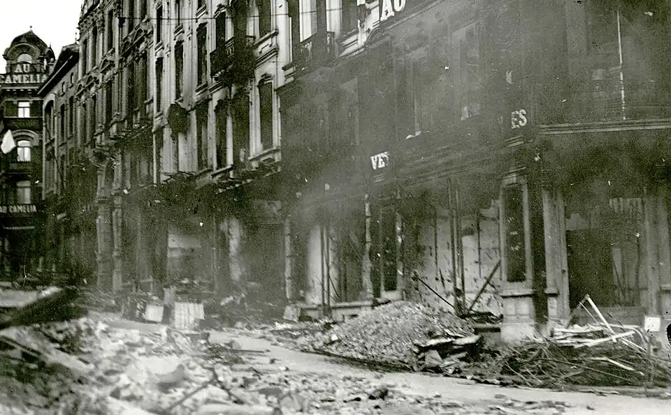 Corner of Rue de la Montagne and Audent Boulevard .
