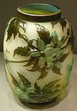 Marquetry glass vase with clematis flowers (1890–1900)