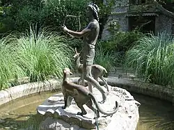 Statue