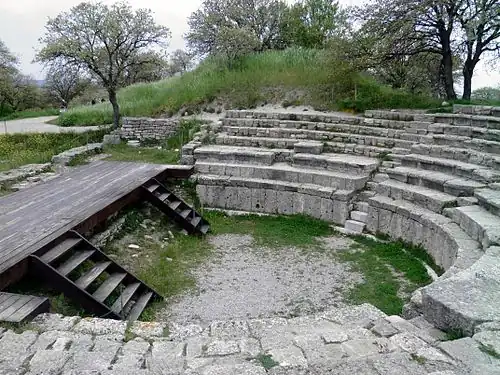 Troy IX Odeon