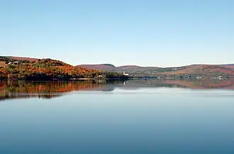 Pohenegamook Lake