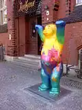 Buddy Bear in front of the town hall