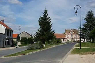 The town hall in Champlat-et-Boujacourt