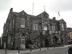 Macroom Town Hall was built for £1,000 in 1900 on premises purchased from Lady Ardilaun (born at the castle in 1850)[62] two years before. The first phase of work on the building was completed in 1904.[63]
