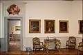 Une des salles du musée consacrée à la peinture.
