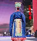 Rear view of diyi