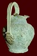 Amphora in bronze
