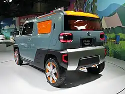 WakuWaku rear view
