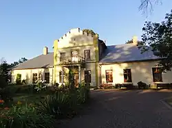 Manor house