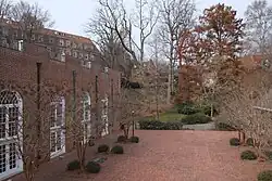 Salem walls