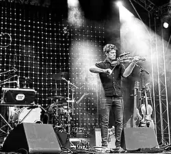 Lakeman performing at Hampton Pool, London, in July 2023
