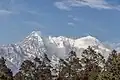 Ghenge Liru (left) and Langtang Lirung (right)