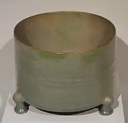 Tripod vessel, Northern Song Dynasty, Cincinnati Art Museum[61] See text.