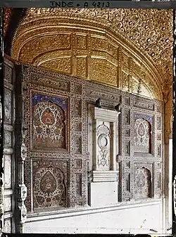 True-colour photograph titled ‘Interior decoration of the western door of the Darbar Sahib’, taken on 15 January 1914 by Stéphane Passet.