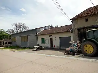 The town hall in Viviers-lès-Offroicourt