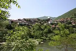 Vranduk from just above the waterline of the Bosna river