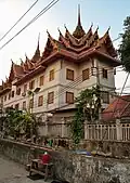 Wat Yannawa museum building