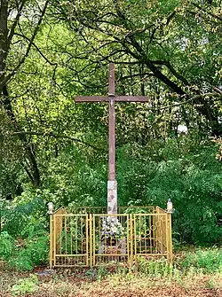 Wayside cross