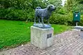 Wetterhoun statue